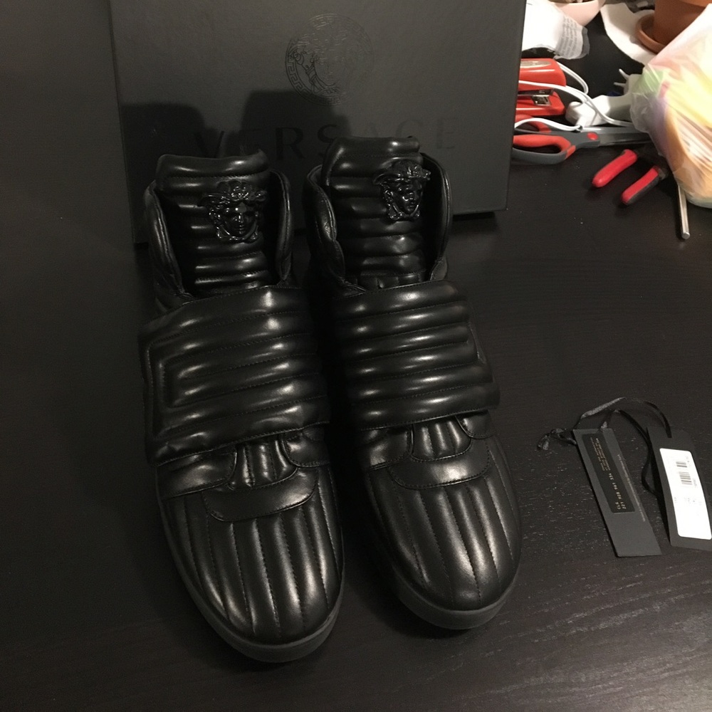 Versace shoes 46